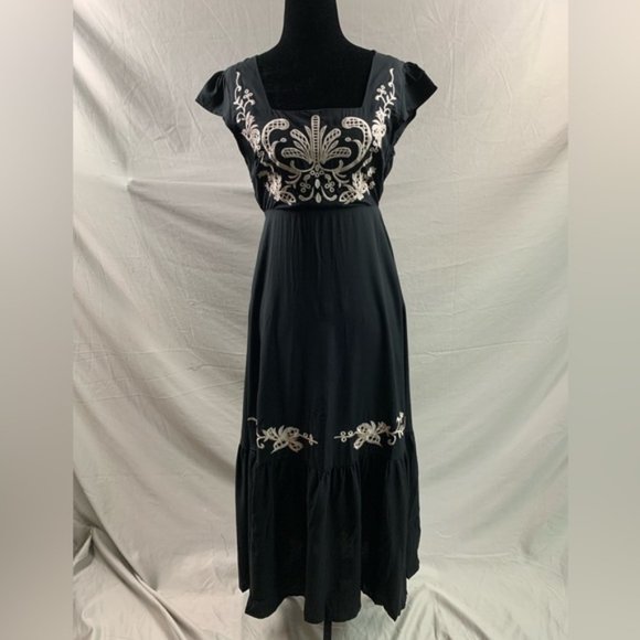 Boho Floral Embroidery Square Neck Ruffle Hem Dress - Picture 8 of 8